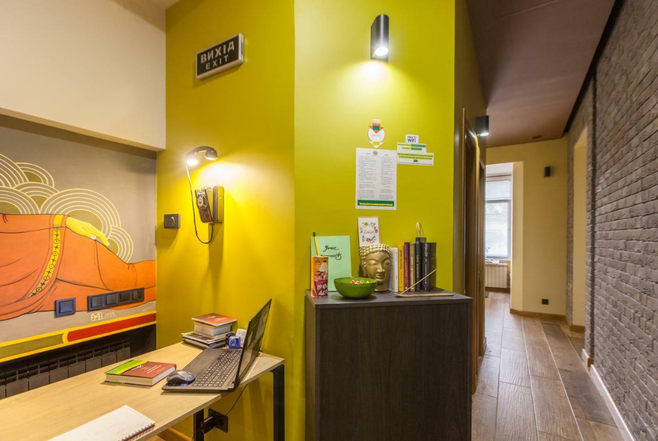Nap & Rest Hostel Киев Екстериор снимка