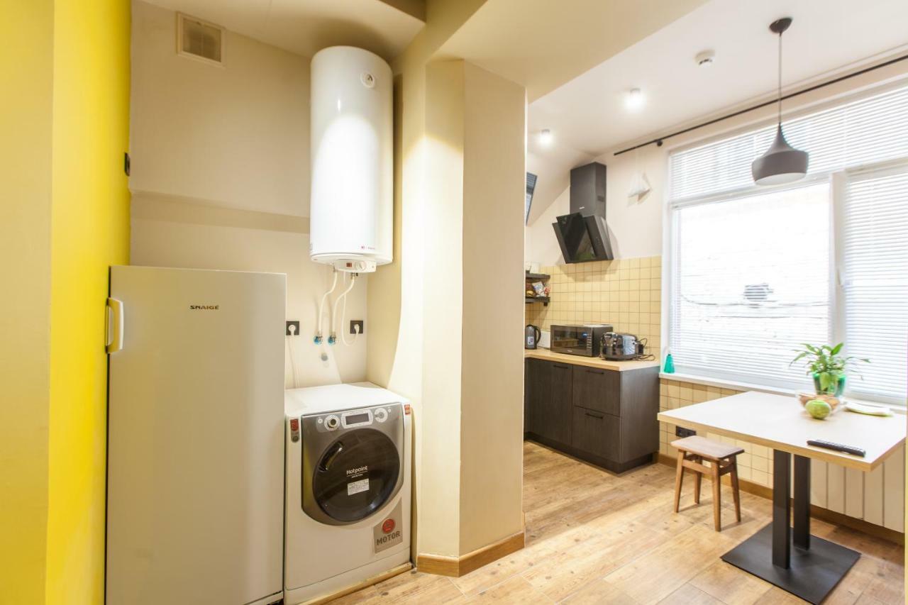 Nap & Rest Hostel Киев Екстериор снимка