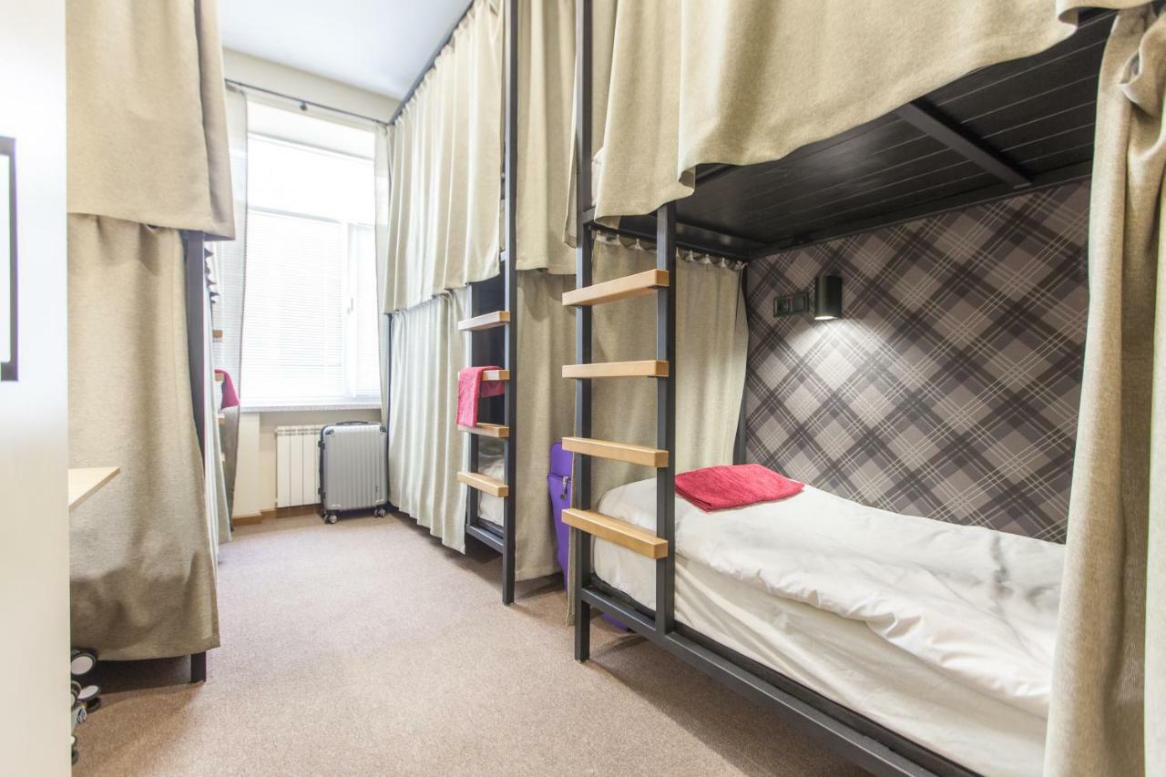 Nap & Rest Hostel Киев Екстериор снимка