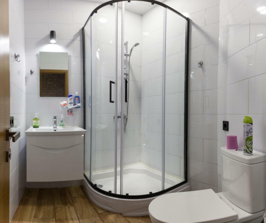 Nap & Rest Hostel Киев Екстериор снимка