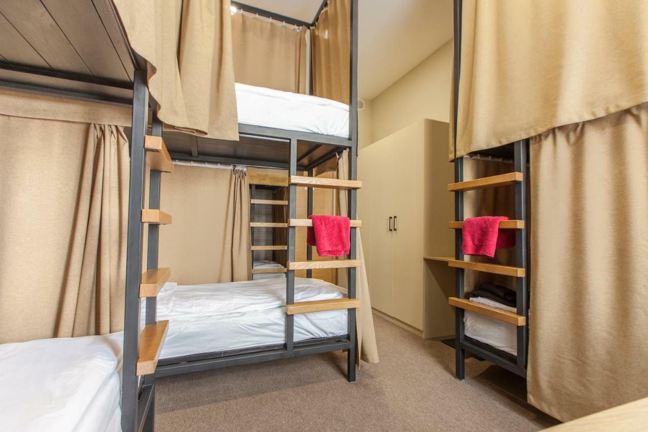 Nap & Rest Hostel Киев Екстериор снимка