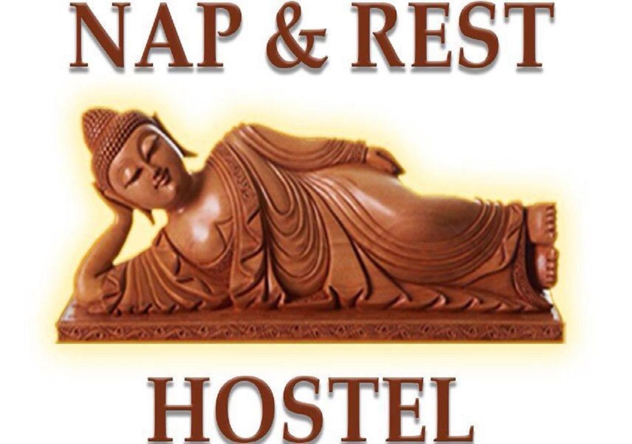 Nap & Rest Hostel Киев Екстериор снимка