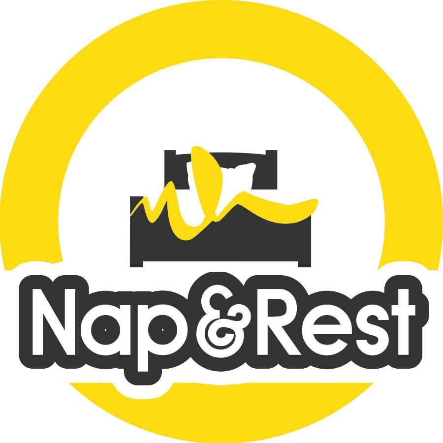 Nap & Rest Hostel Киев Екстериор снимка